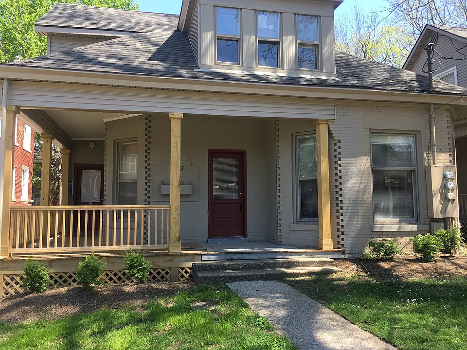305 E Maxwell St #2
