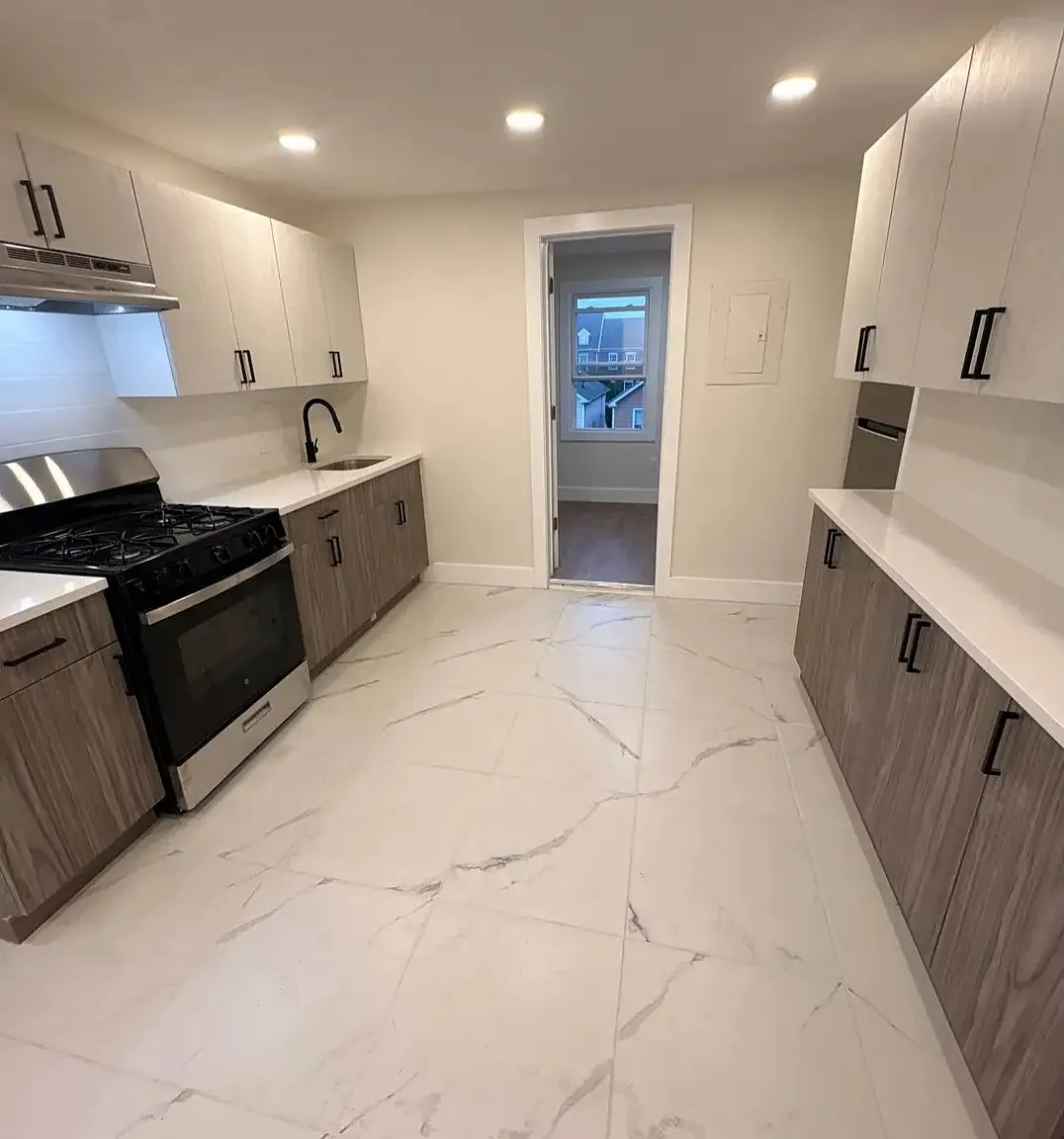 4 bed, $2,750 — Photo 3