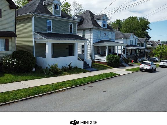 4th image of 56 Evans St