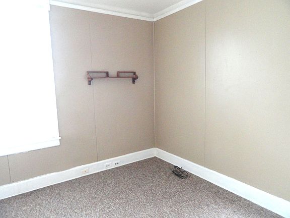 Bedroom (1 of 3)