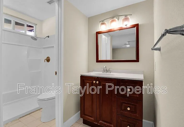 2053 Habero Dr — Photo 26