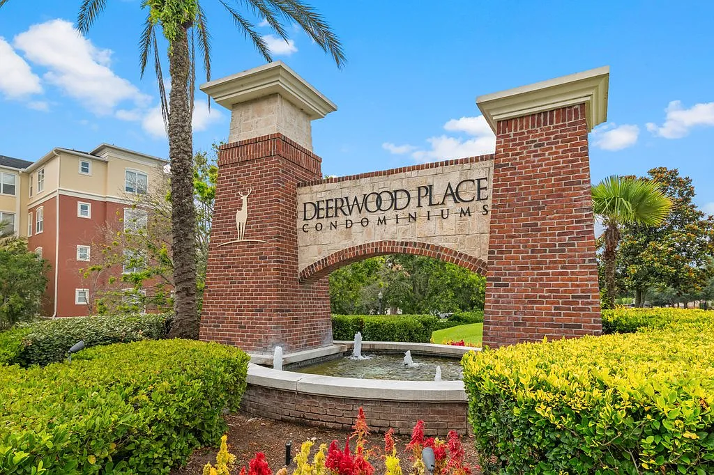 2 bed, 1509 sqft, $1,950 — Photo 2