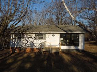 3448 N Taylor Ave, Decatur, IL 62526