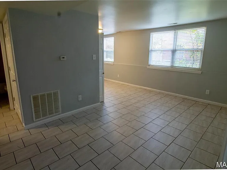 317 Mount Everest Dr #D — Photo 5