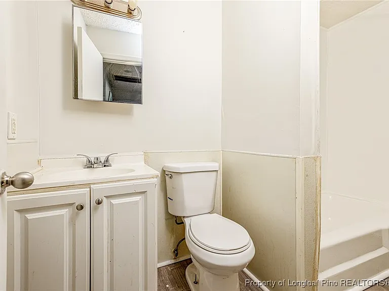 210 S Plymouth St #1 — Photo 24