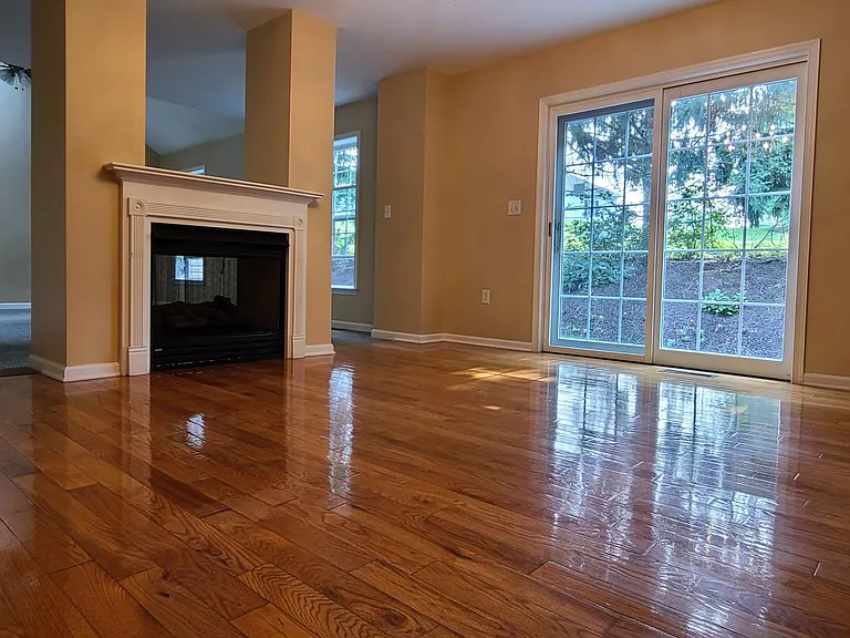 4160 Roth Farm Village Cir — Photo 7