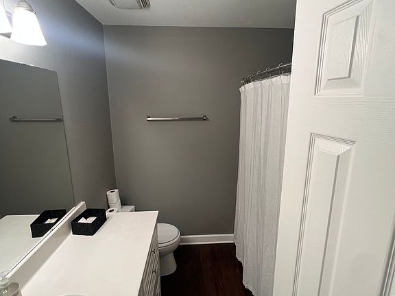 5th image of 1008 Kingswood Dr APT H