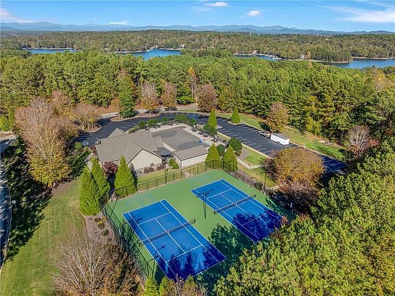 2nd image of 216 Highridge Dr