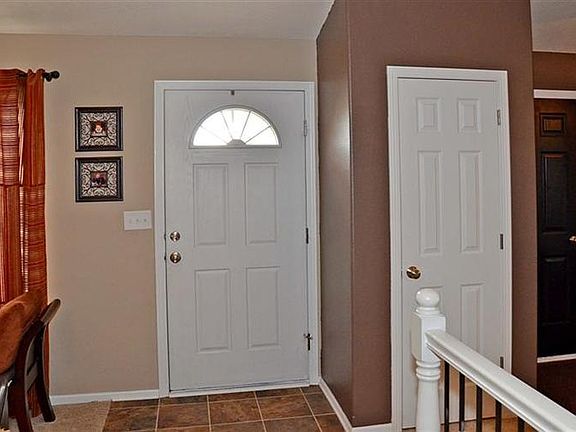 2nd image of 1814 Miranda Ct