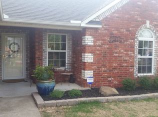 2219 Green Meadows Cir, McAlester, OK 74501