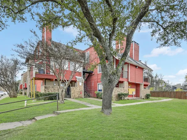 9825 Walnut St, Dallas, TX