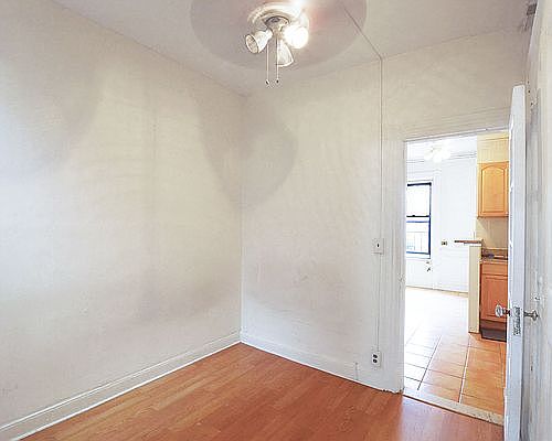 5th image of 1694 2nd Ave APT 5N