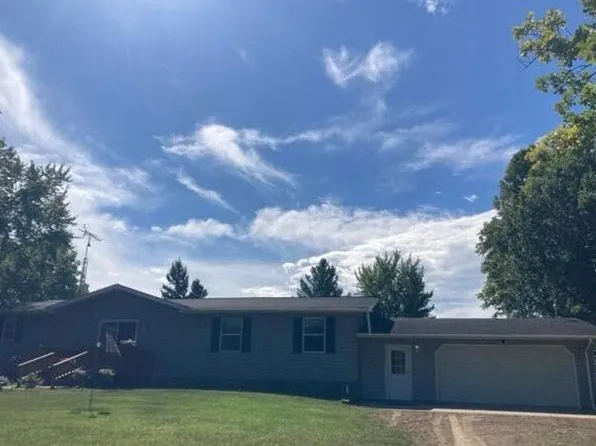 45747 210th St, Osage, MN 56570