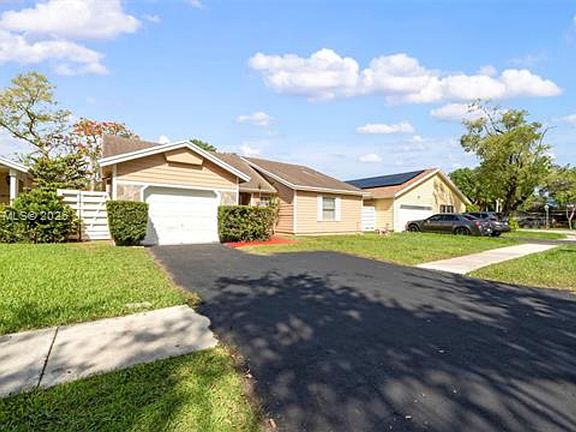 3rd image of 14780 SW 139th Ct #14780
