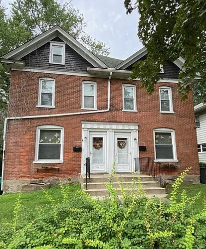 126 Ridgeway St Photo 1