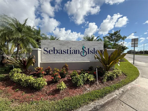 529 NE 1st Dr, Homestead, FL 33034