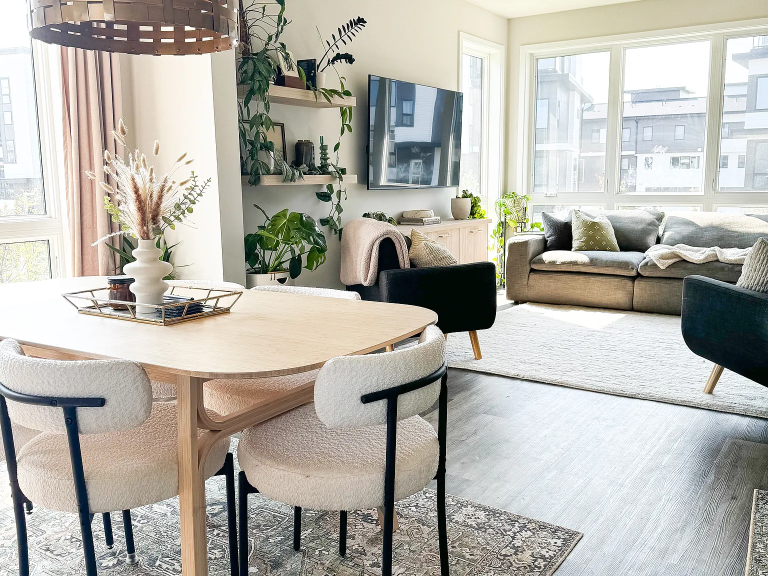 2 bed, 2.5 bath, 1895 sqft, $3,500 — Photo 4