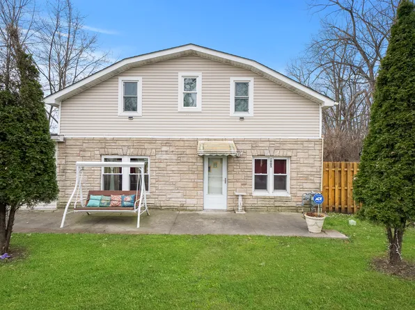 1005 173rd St, East Hazel Crest, IL 60429