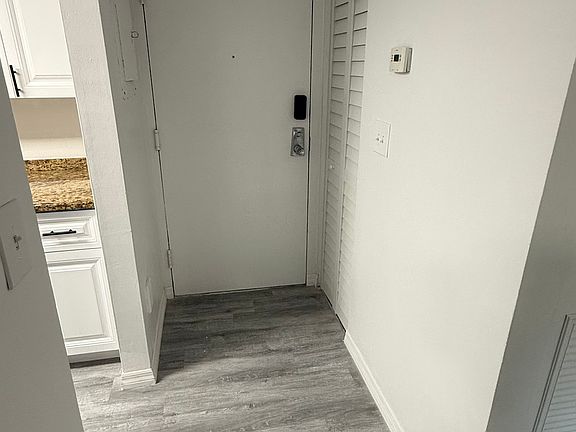 Entrance-Hallway-2