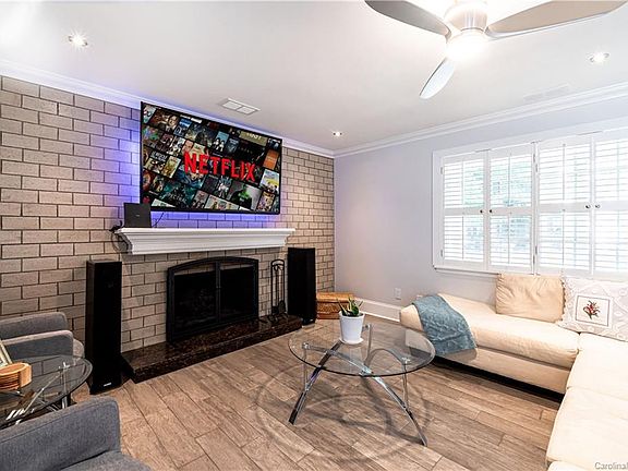 2nd image of 8522 Castle Pine Ct