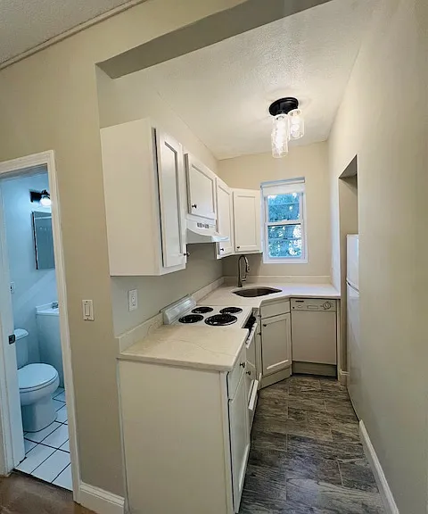 111 Norway St #202 — Photo 1
