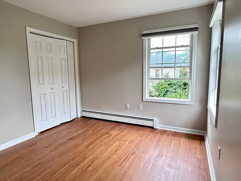 68 Lake St #2 — Photo 14