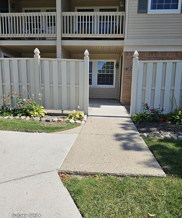 1st image of 19190 Northridge Dr #38