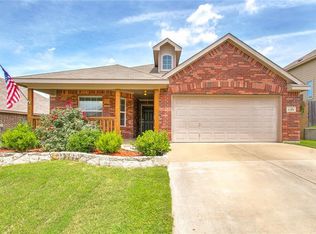 1125 Hidden Lake Dr, Burleson, TX 76028