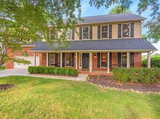 9009 Straw Flower Dr, Knoxville, TN 37922
