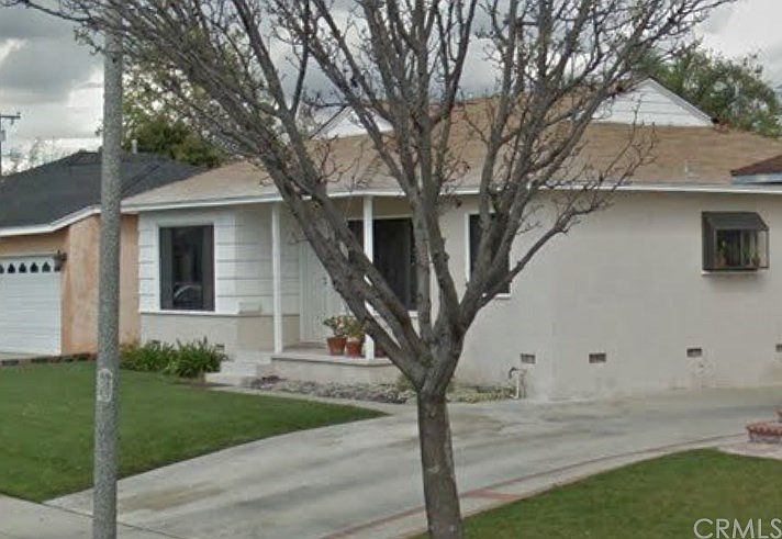 1st image of 4712 Carfax Ave