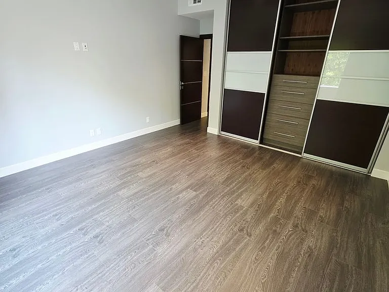 12540 Burbank Blvd #103 — Photo 19