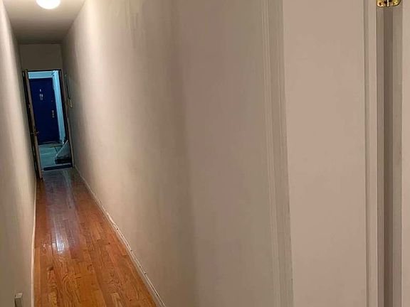 4th image of 25-38 27th St #3