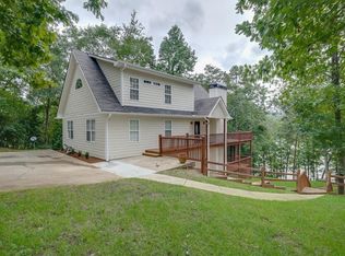 6970 Dee Ln, Murrayville, GA