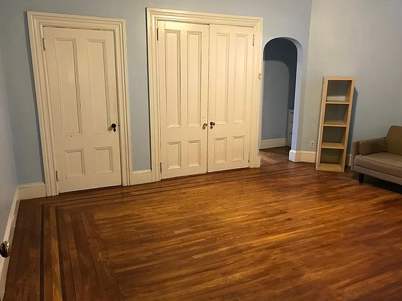 5th image of 238 Gano St #2