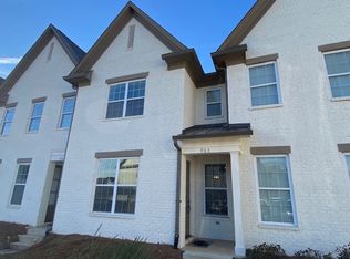 102 Farm View Dr APT 903, Oxford, MS 38655