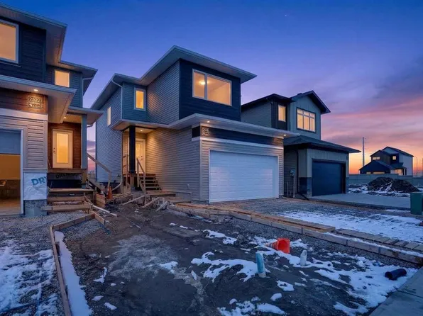 2518 E 44th St S, Lethbridge, AB T1K 8J3