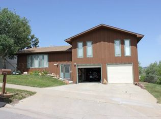 3417 Parkview Dr, Rapid City, SD 57701