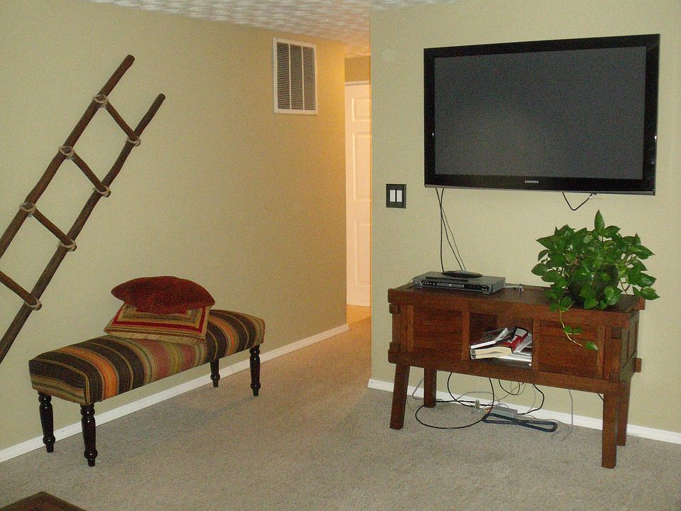 1st image of 3673 Paris Blvd