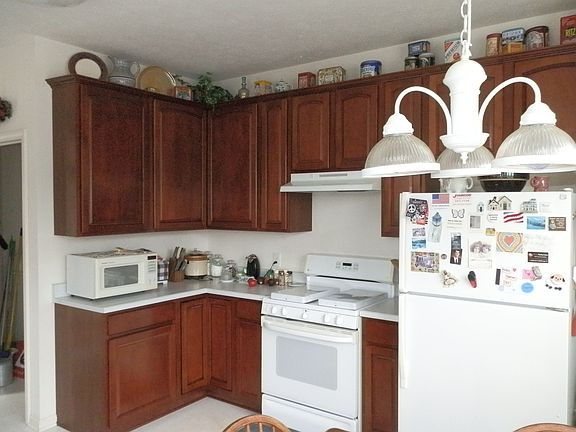 3rd image of 1029 Lincoln Park East Dr