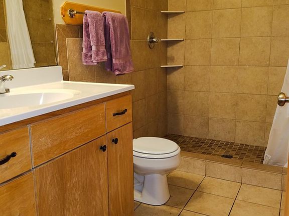4th image of 1315 8th St SE #301