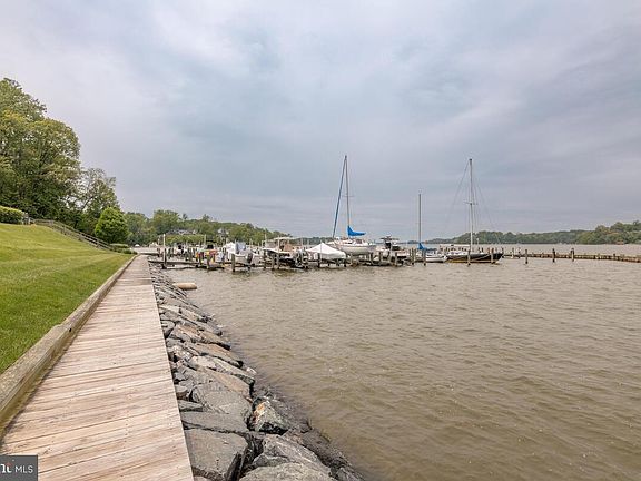 3rd image of 401 Dreams Landing Way