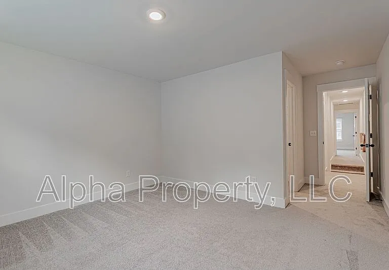 1554 Shallons Ct — Photo 23