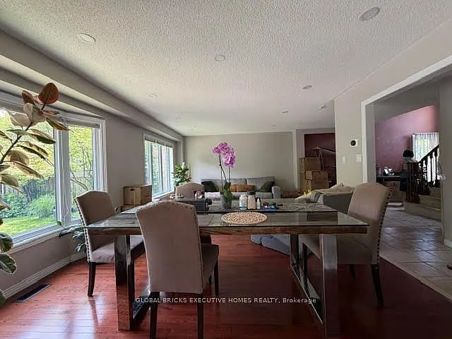 162 Boulding Ave — Photo 5