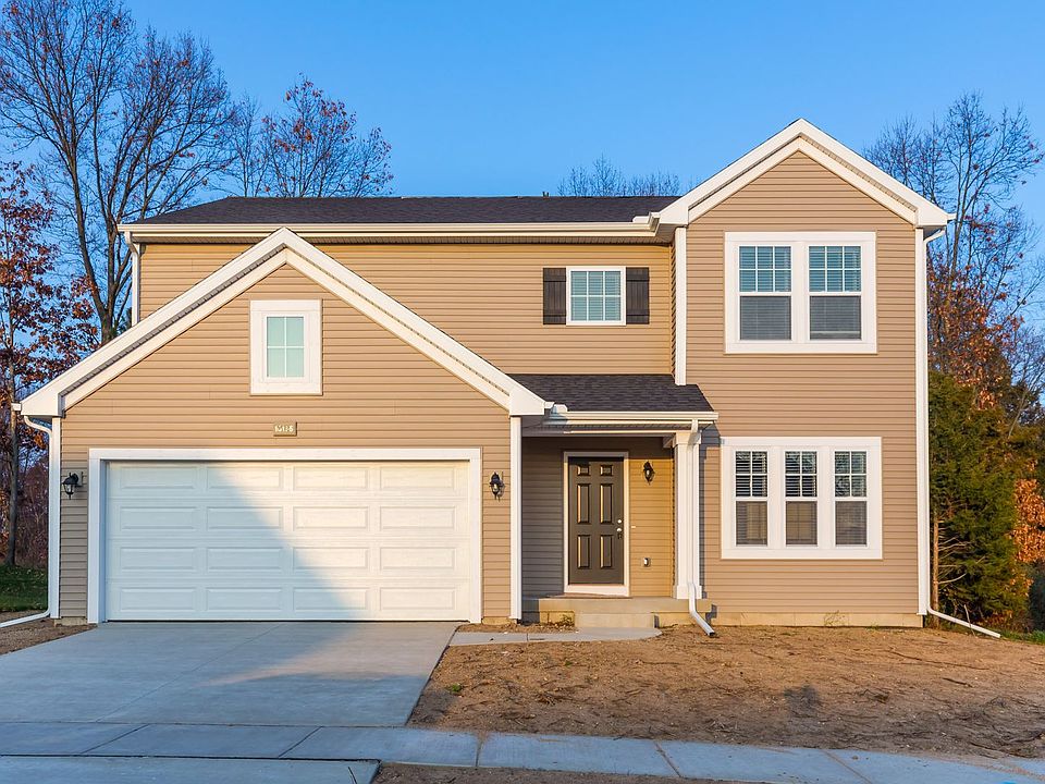 1st image of 10136 Castle Creek Cir