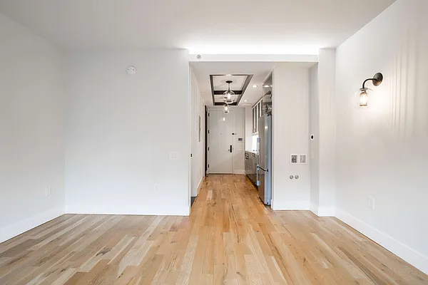 Rented by Nooklyn NYC LLC | media 24