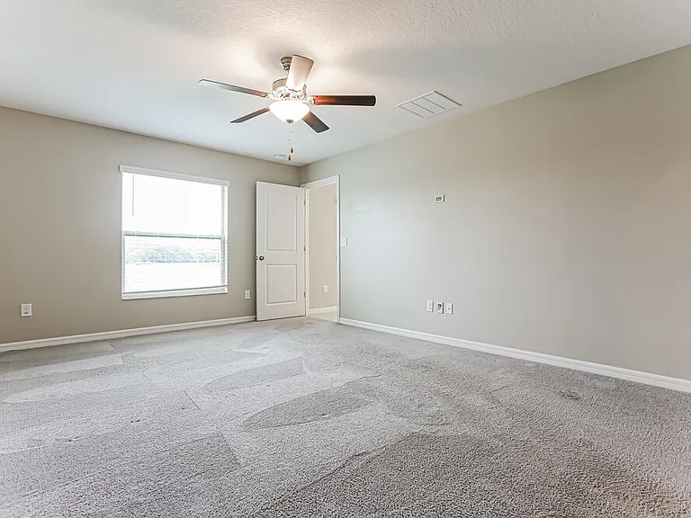 1411 Golden Glow Dr — Photo 8