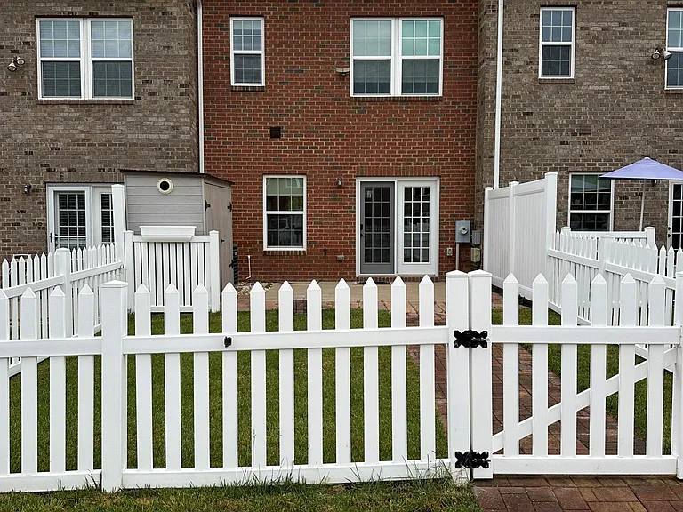 11319 Sadler Walk Ln — Photo 23