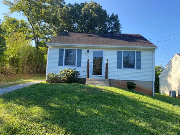 1909 Redwood Rd SE, Roanoke, VA 24014