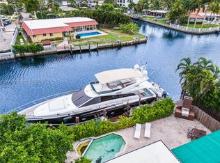 2055 Ixora Rd, North Miami, FL 33181