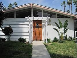 1st image of 19757 Victory Blvd
